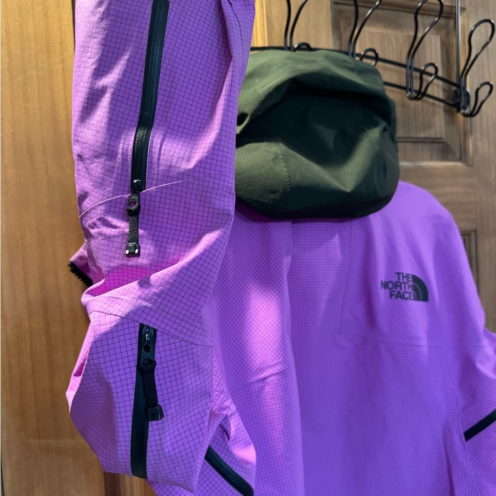The North Face Women’s Bright Purple Ski Jacket with Hood - Picture 3 of 8